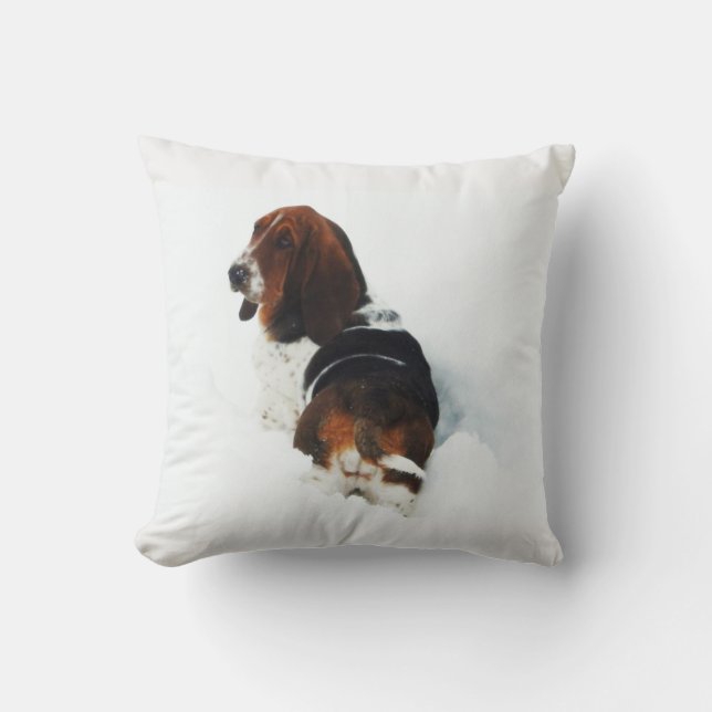 Coussin Beau Basset Hound dans le carreau de neige (Recto)