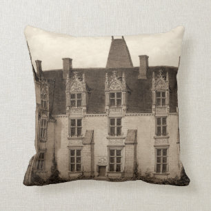 Coussin Beau Château français à Sepia Tones