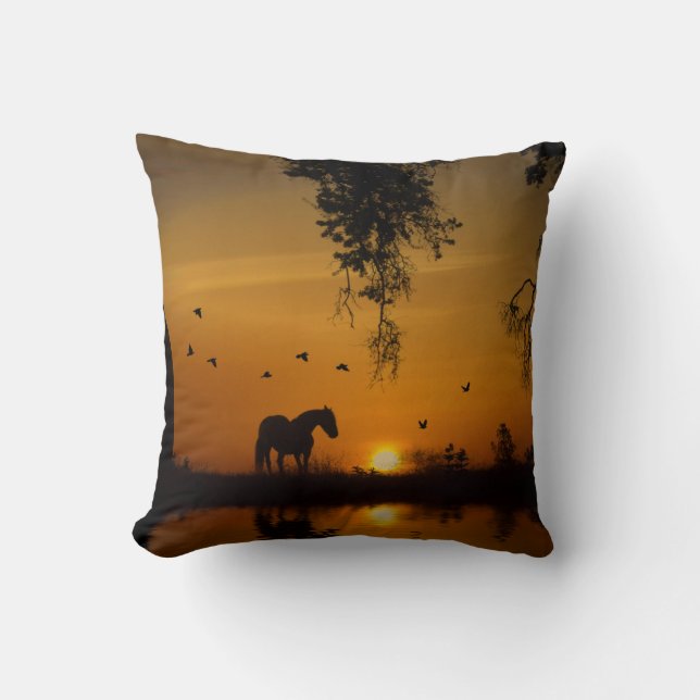 Coussin Beau coucher de soleil pour le cheval et le chêne (Recto)