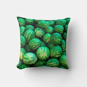 Coussin Beaucoup de pastèques sur le marché arrière - plan