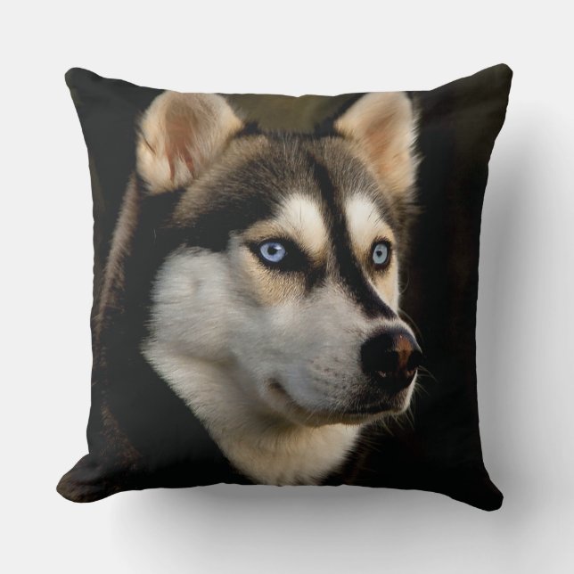 Coussin Beautiful Husky Throw Pillow (Recto)