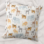 Coussin Bébé mignet Safari animal Motif d'aquarelle<br><div class="desc">Un petit lion,  girafe,  tigre,  zèbre et motif safari animal à l'aquarelle,  idéal pour les petits amoureux des animaux. Art original de Nic Squirrell. Fait un joli cadeau pour un nouveau bébé.</div>