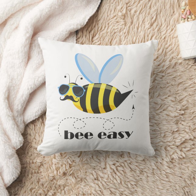 Coussin Bee caractère avec mustache lunettes de soleil Bee (Couverture)
