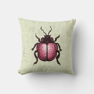Coussin Beetle rose Joli Goblincore Insect Lover