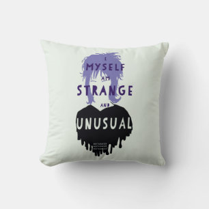Coussin Beetlejuice Lydia "Strange and Unusual" Graphic