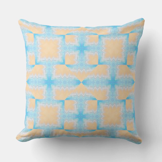 Coussin Beige et bleu ciel sans mer (Recto)