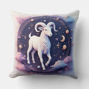 Coussin Bélier Majestueux Entouré d'Étoiles Brillantes