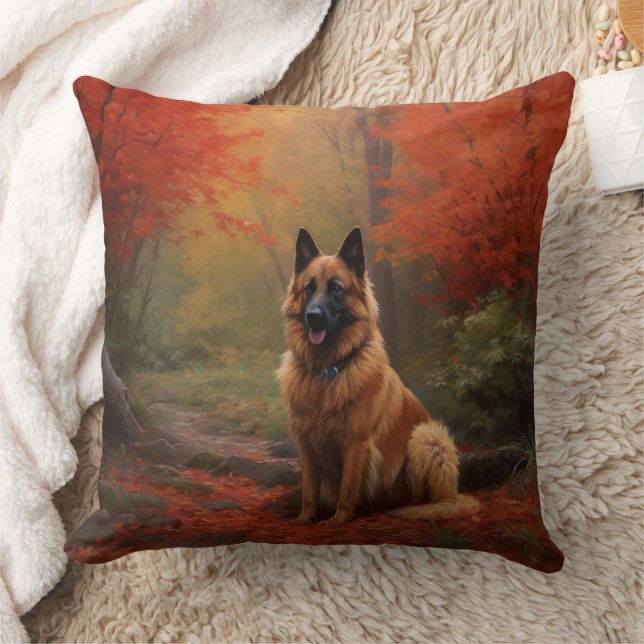Coussin Berger Belge dans les feuilles d'automne chute ins (Couverture)