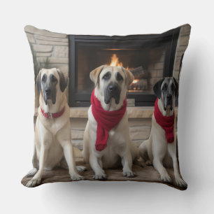 Coussin Berger d'Anatolie au coin de la cheminée de Noël