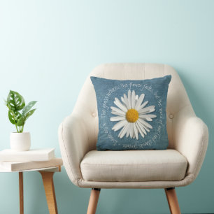 Coussin Bible Verse Daisy Fleur & Blue Denim Isaiah 40:8