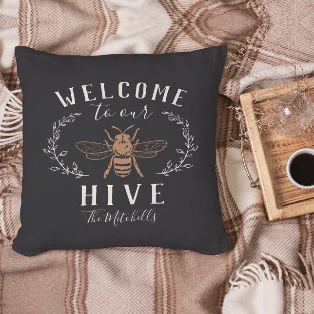 Coussin Bienvenue à notre Hive personnalisée (Créateur téléchargé)