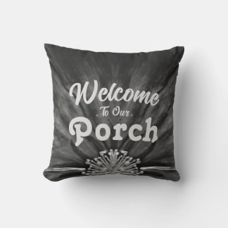 Coussin Bienvenue sur notre porche / Rocking / N&B /
