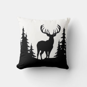 Coussin Big Buck Parmi Le Vecteur D'Arbre À Pins