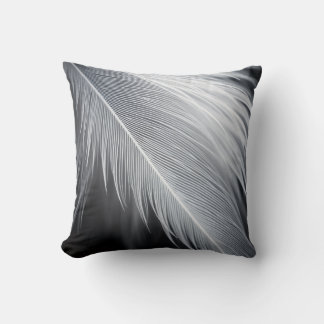 Coussin Black and White Feather  Throw Pillow