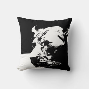 Coussin Black and white femelle lion pop art