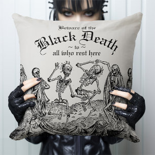Coussin Black Death Dancing Skeletons gothique Macabre