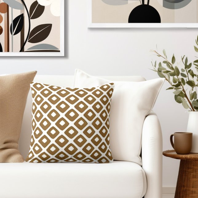 Coussin Blanc Brown rétro (Complete your elegant retro look with an exclusive Wild on Flowers Decorative Throw PIllow.)