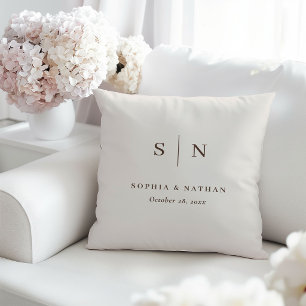 Coussin Blanc Crème Minimaliste et Chic Monogramme de Ma