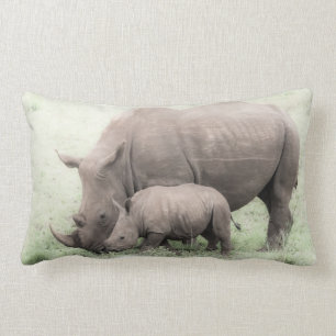Coussin blanc de rhinocéros et de bébé