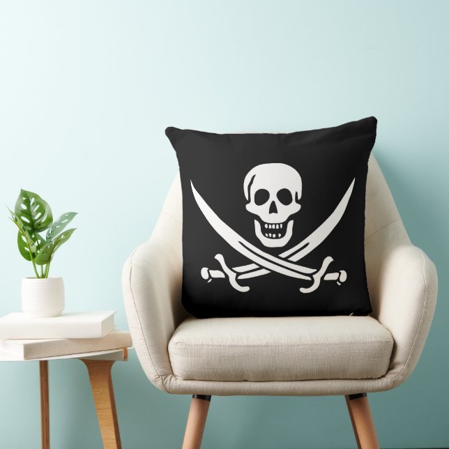 Coussin Blanc, Drapeau Pirate Calico Jack, Crâne & Cutlass (Chaise)