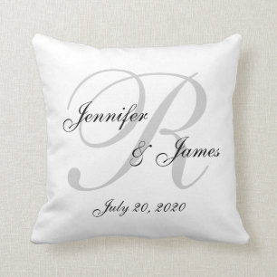 Coussin blanc et gris de souvenir de mariage de