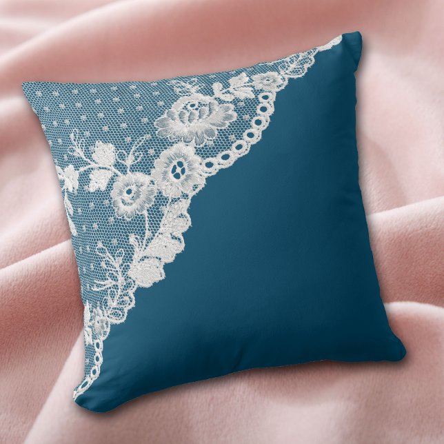 Coussin Blanc Faux Lace Corner Cerulean Bleu (Créateur téléchargé)