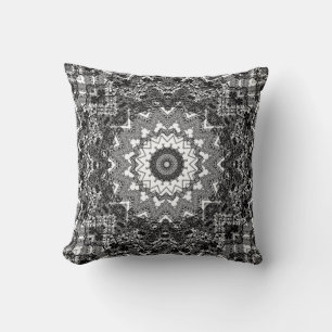 Coussin Blanc noir, open work, mandala