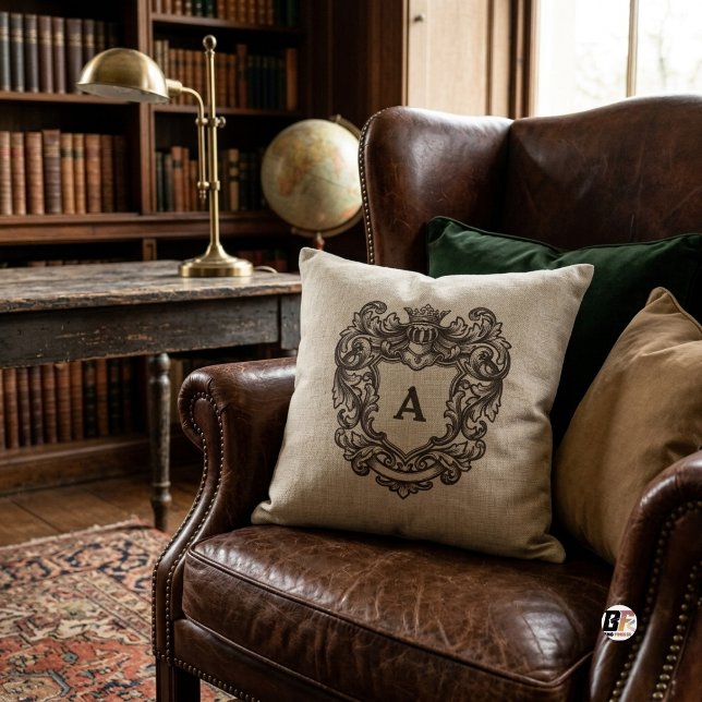 Coussin Blason de monogramme héraldique beige élégant (Créateur téléchargé)