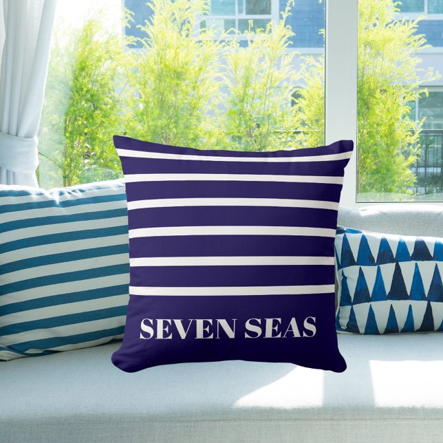 Coussin Bleu blanc rayures nom du yacht (Créateur téléchargé)