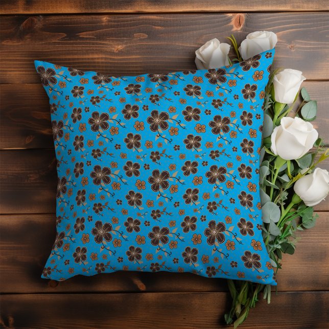 Coussin bleu ciel Fleurs naturelles simples (Créateur téléchargé)