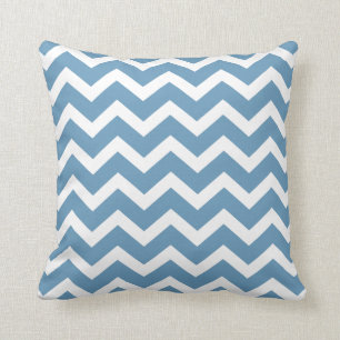 Coussin bleu de rayure de Chevron d'hiver