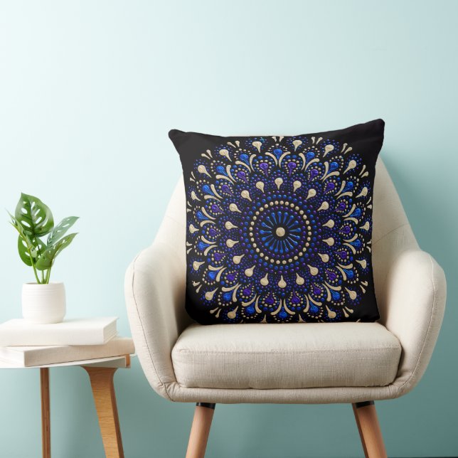 Coussin Blue and Purple Mandala Decorative Pillow (Chaise)