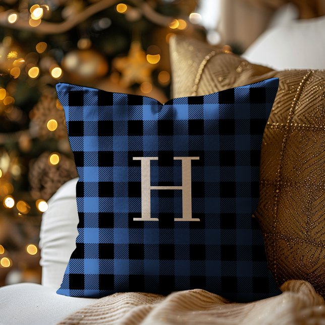 Coussin Blue Black Buffalo Plaid Monogram Holiday (Créateur téléchargé)