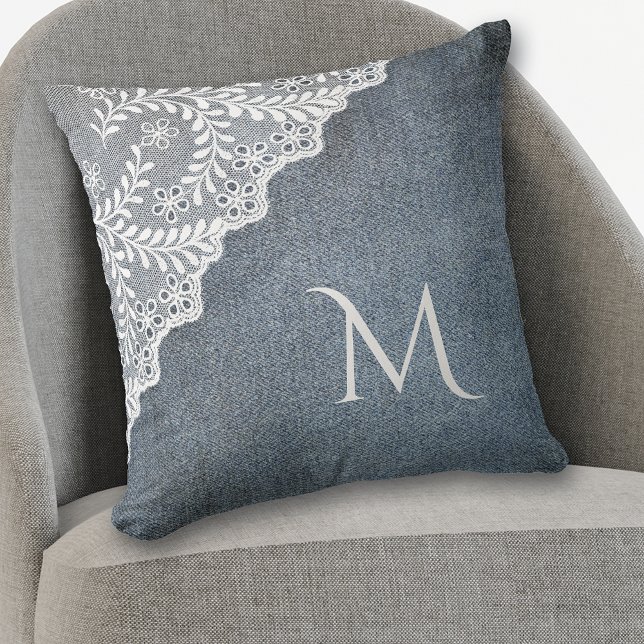 Coussin Blue Gray Denim Faux White Lace Corner Monogram (Créateur téléchargé)