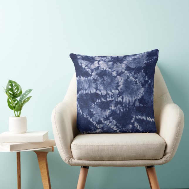 Coussin Blue Indigo Tie Dye Shibori Abstrait (Chaise)