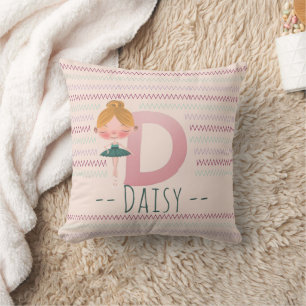Coussin Blush Rose Ballerina Monogram D – Art Personnalisé