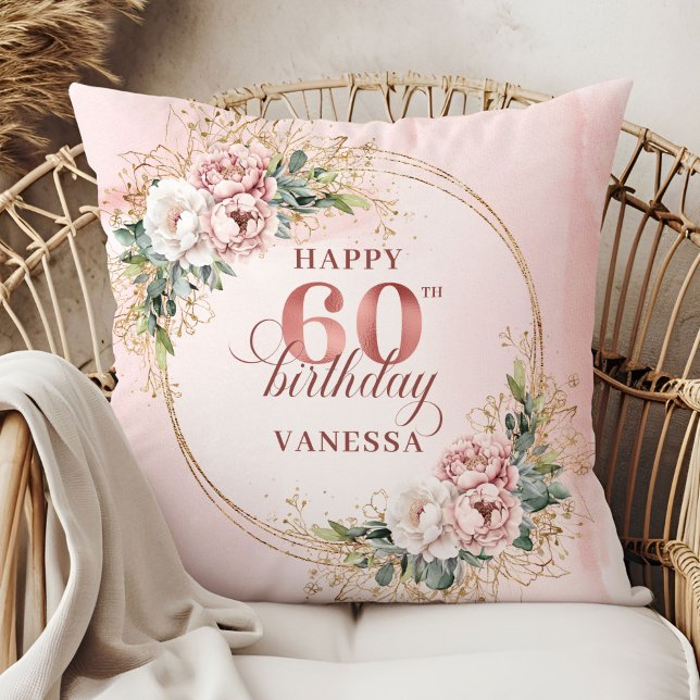 Coussin Blush Rose Joyeux 60e Anniversaire Fleurs scintill (Joyful Blush Pink Floral Shimmer 60th birthday pillow)