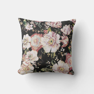 Coussin bohème chic rose pâle fleurs sombres floral