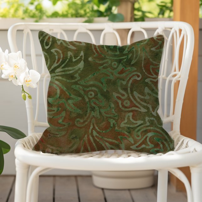 Coussin Boho Batik Green and Rust Foliage Pattern (Créateur téléchargé)