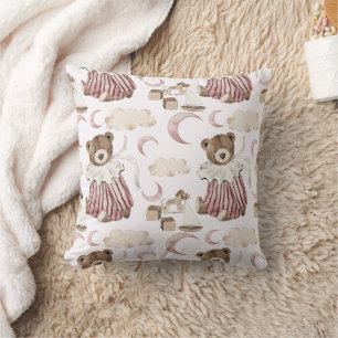 Coussin Boho in Neutrals : Baby Bears in Pink Nursery