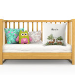 Coussin Bois animaux de la forêt cerfs mignon nom<br><div class="desc">Forêt,  paysage boisé avec cerf,  renard et lapin. Personnalisez et ajoutez un nom. Lettres noires.</div>