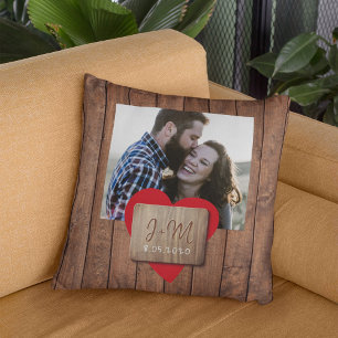 Coussin Bois rustique coeur couple photo monogramme initia