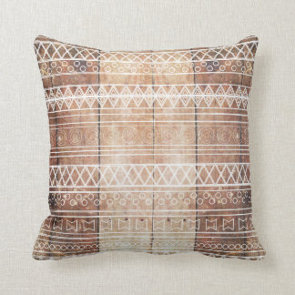 Coussin Bois tribal aztèque vintage