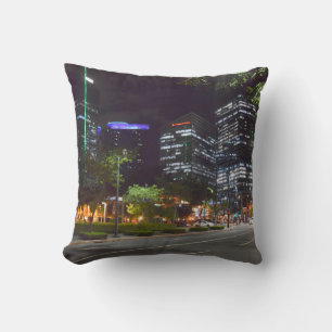 Coussin Bonifacio Global City