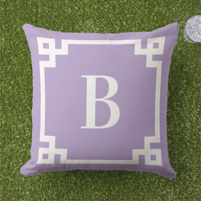 Coussin Bordure de clé grecque violet lavande monogramme (Herbe)