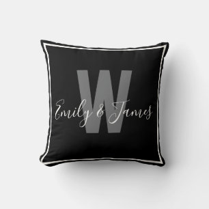 Coussin Bordure de monogramme noir blanc de couple moderne