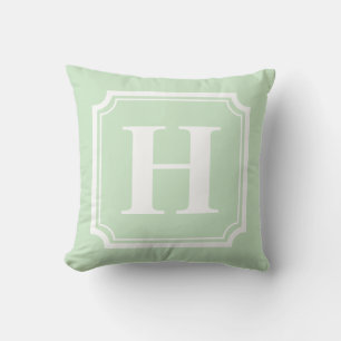Coussin Bordures classiques   Monogramme personnalisé vert