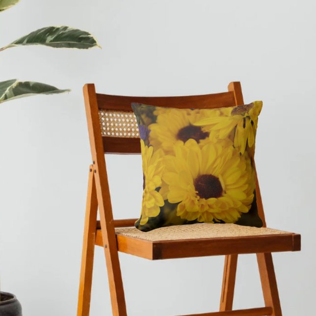 Coussin Botanique Viking Pom Mums Floral (Créateur téléchargé)