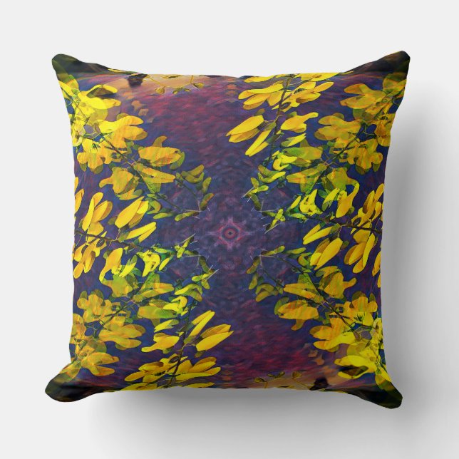 Coussin Boucle Gold Chain (Recto)