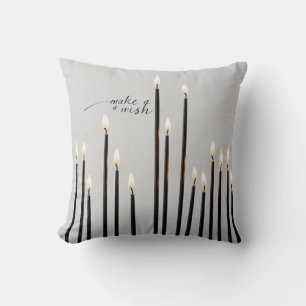 Coussin Bougies minimalistes à lignes noires flammes